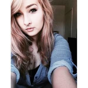 Meet your Posher, Lindsey